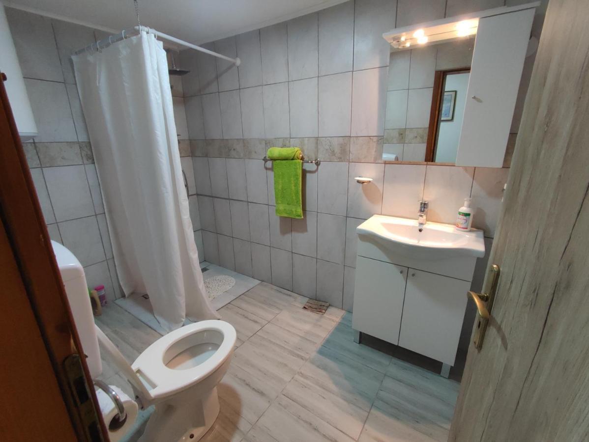 Apartment Neo Bihać エクステリア 写真