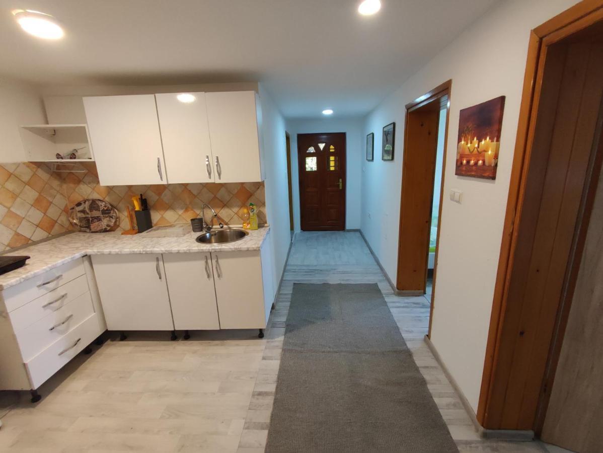 Apartment Neo Bihać エクステリア 写真