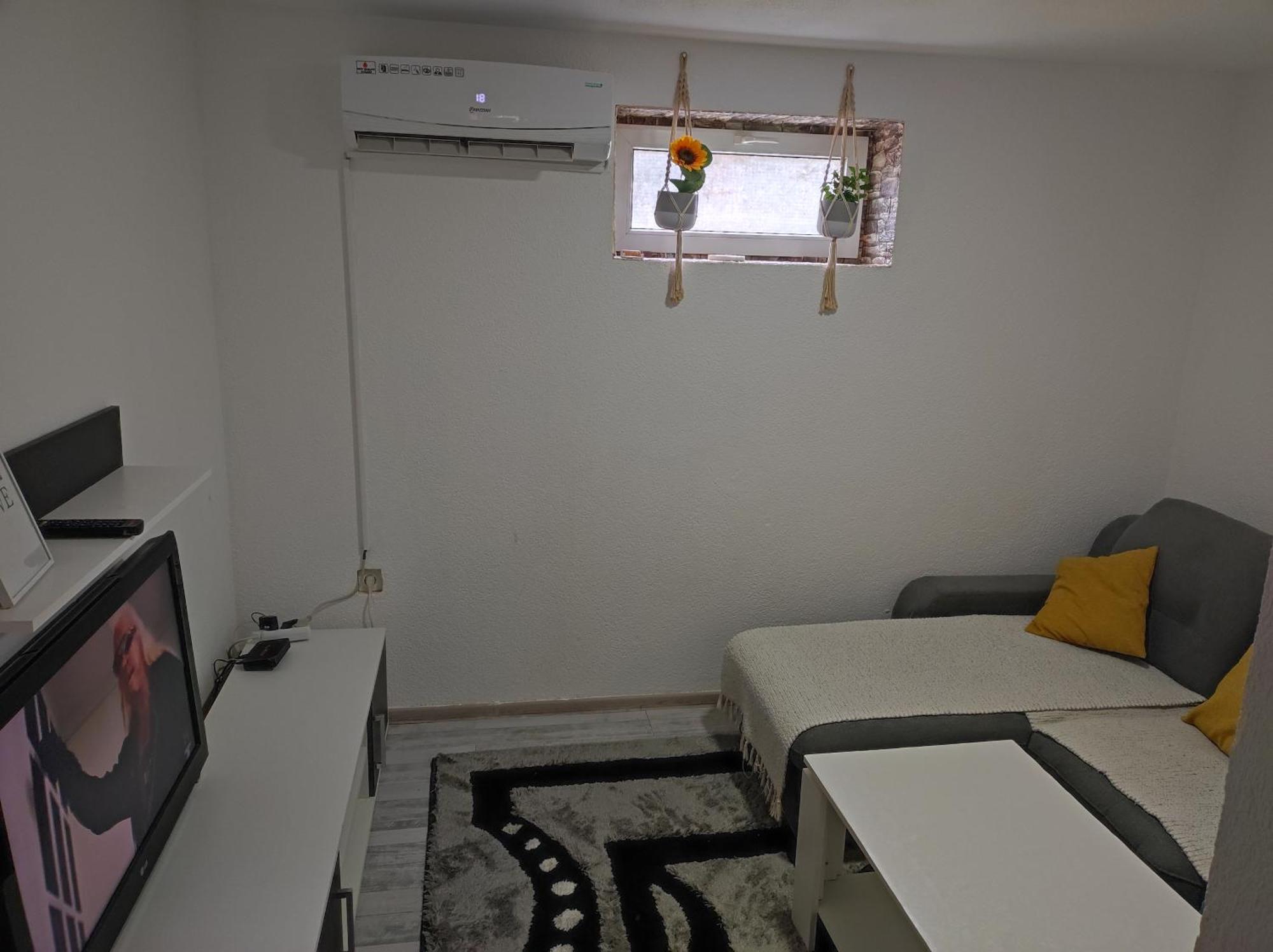 Apartment Neo Bihać エクステリア 写真
