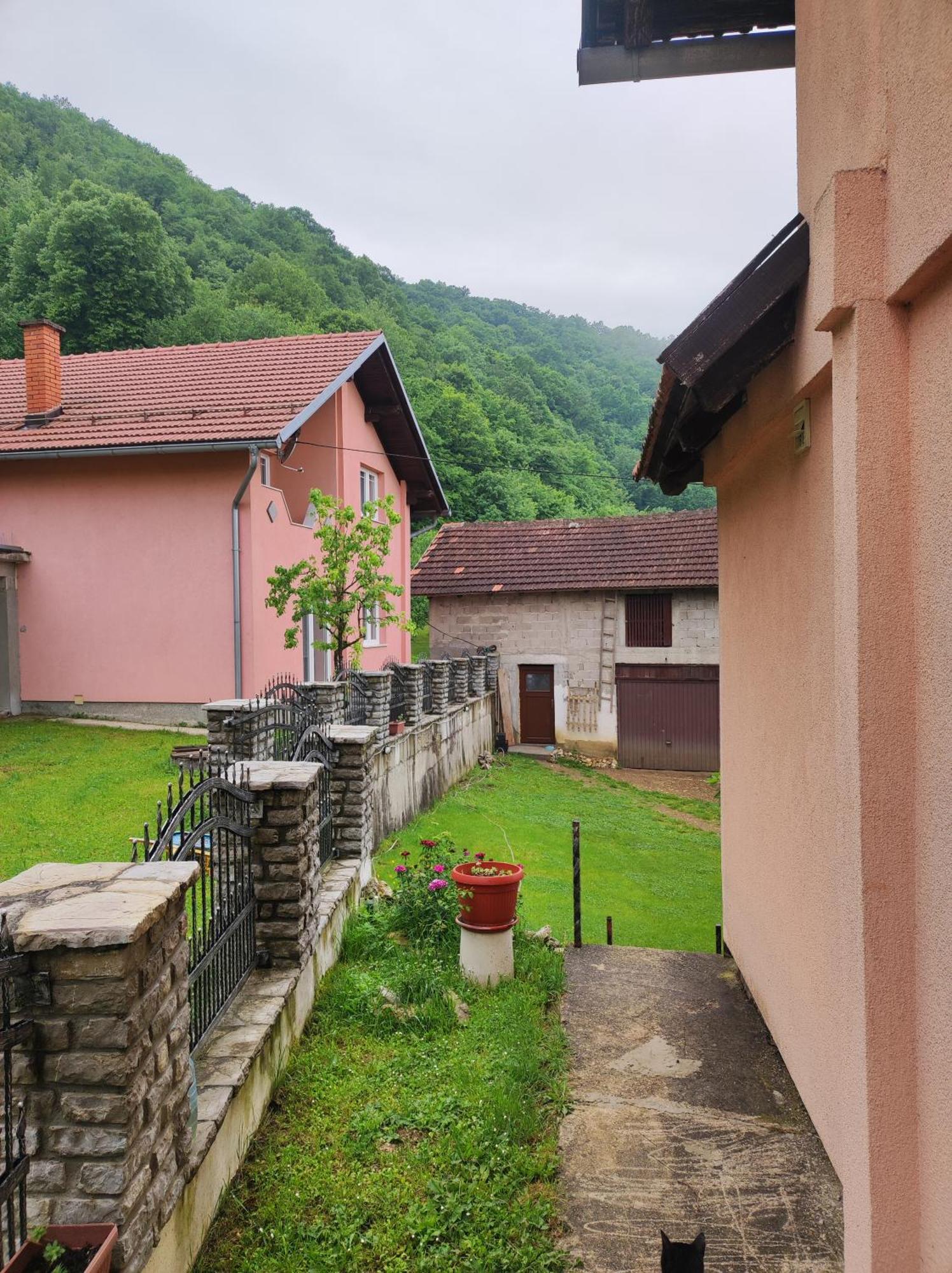 Apartment Neo Bihać エクステリア 写真