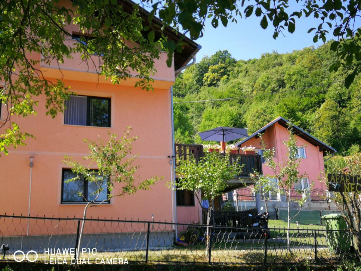 Apartment Neo Bihać エクステリア 写真